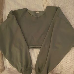 Brandy Melville cropped crew neck